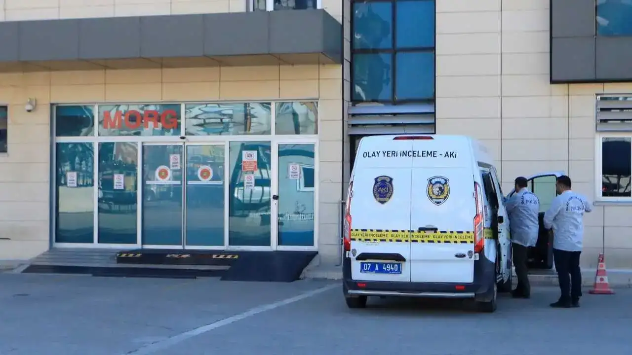 Antalya’da Genç Çiftin Tartışması Silah Sesiyle Bitti 3